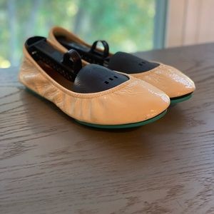 Tieks Biscotti Size 9